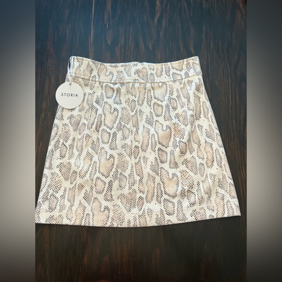 Snakeskin Skirt - Picture 1 of 3